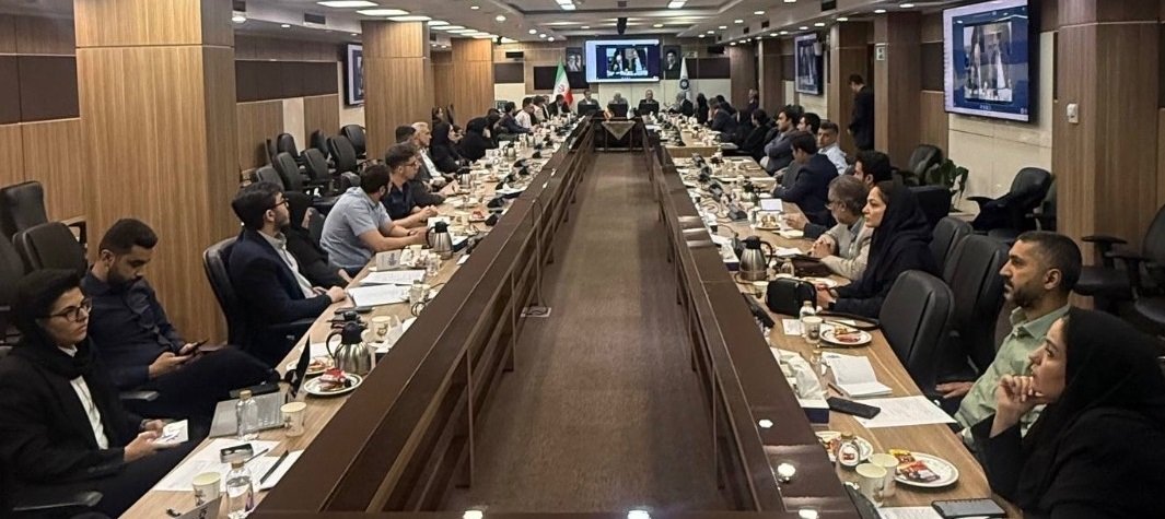 نشست علمی و کاربردی«چالش ها و راه حل های مدیریت لجستیک و حمل و نقل بین المللی در شرایط بحران»