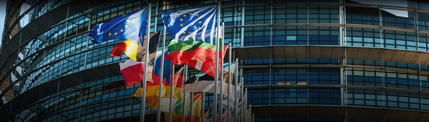 رئيس اتاق بازرگاني بين‌المللي، «پاول پولمن» خواستار ارائه نقشه جديد جهاني براي تأمين مالي ترميم اقتصادي ناشي از مشكلات كوويد 19 شد