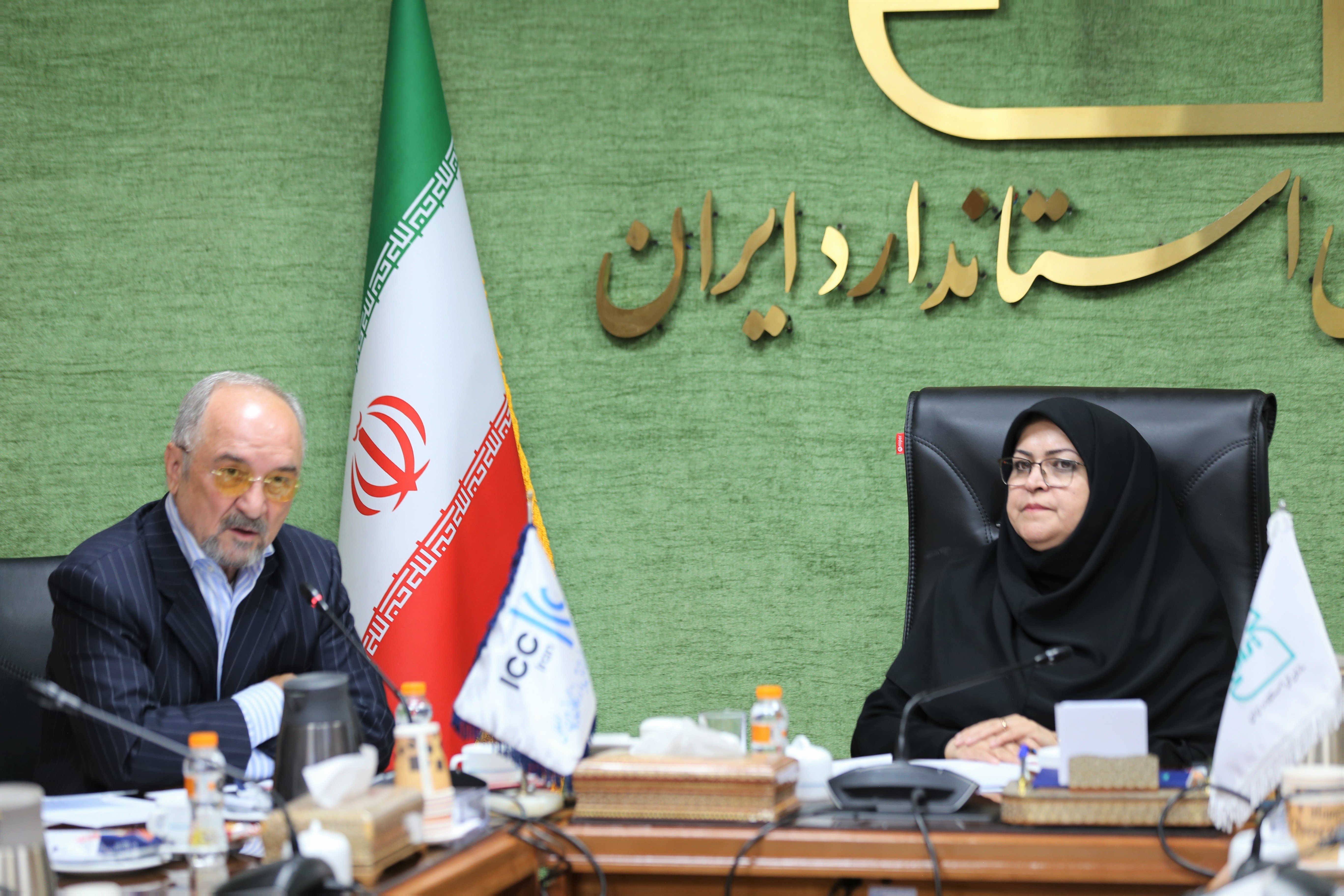 امضای تفاهم‌نامه همکاری کمیته ایرانی اتاق بازرگانی بین‌المللی و سازمان ملی استاندارد ایران